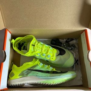 Nike zoom victory xc 5 track & field running cleats. mint green. Men’s size 8.5